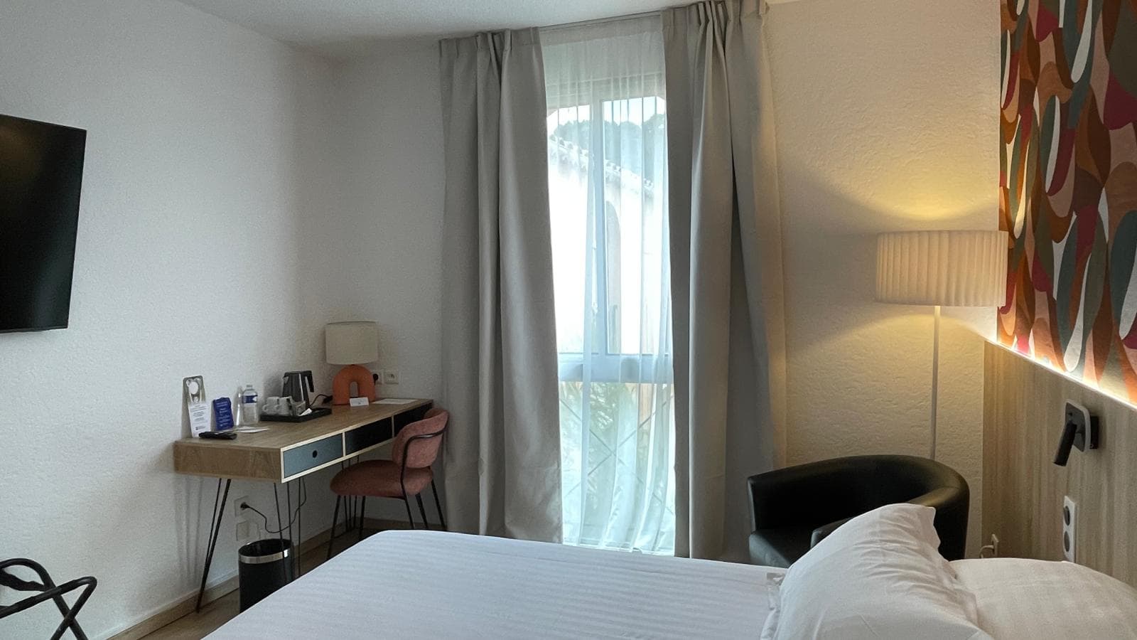 Desk in one of the hotel rooms, for working in peace